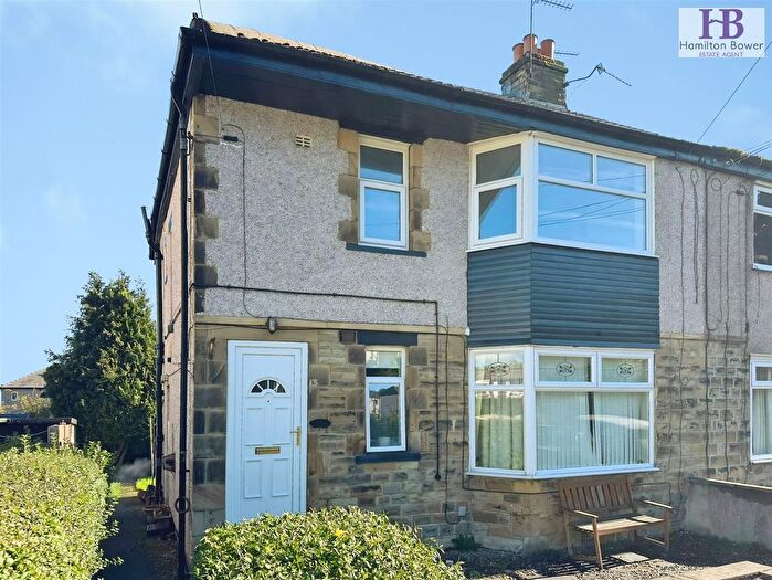 2 Bedroom Flat To Rent In Leafield Grove, Bradford, BD2