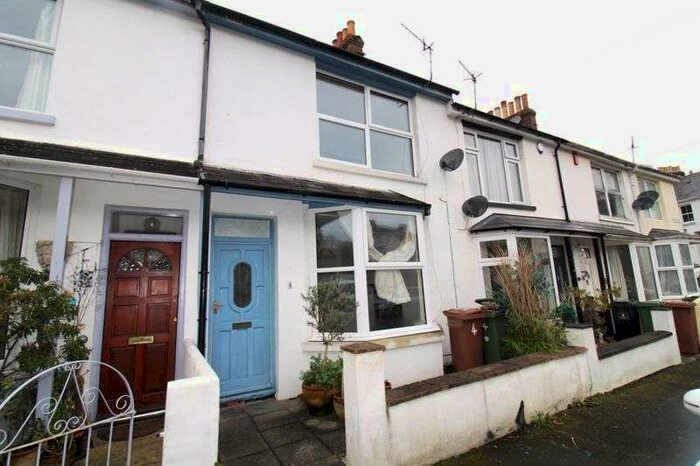 2 Bedroom Property To Rent In Priory Lawn Terrace, Plymouth, PL3