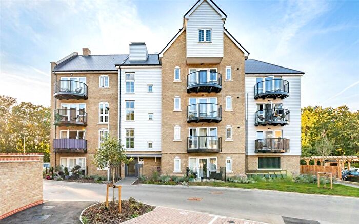 1 Bedroom Apartment For Sale In Holman House, Gunpowder Road, Worcester Park, KT4