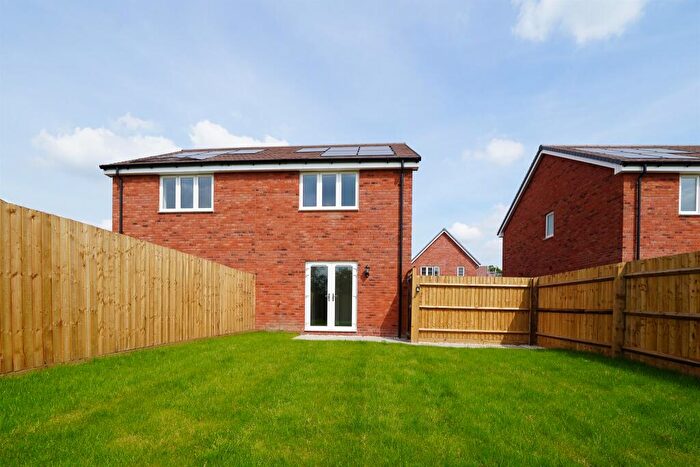 2 Bedroom Semi-Detached House For Sale In King Richard's Wharf, Market Bosworth, Nuneaton, CV13