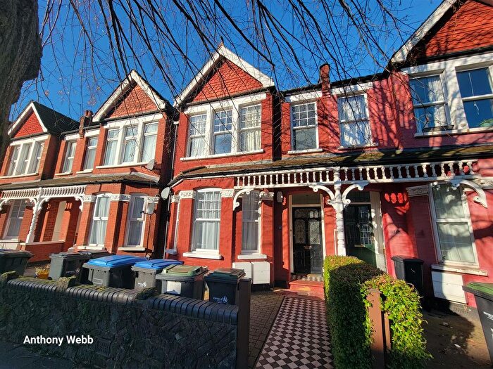 1 Bedroom Flat To Rent In Devonshire Road, London, N13