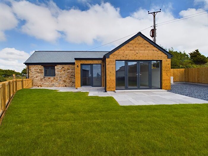 2 Bedroom Bungalow To Rent In Higher Bal, St. Agnes, TR5