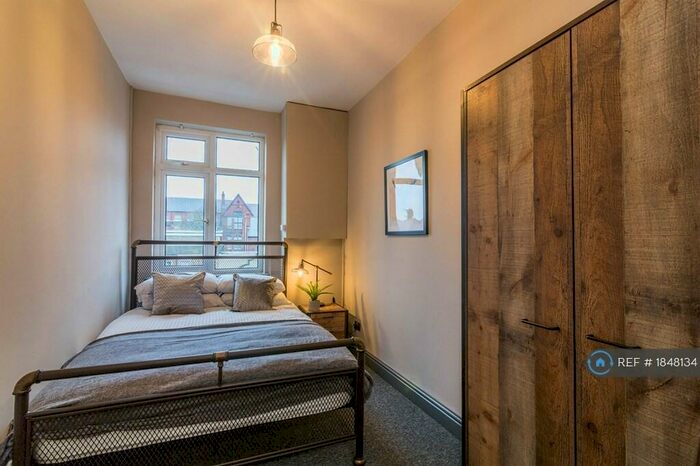 2 Bedroom Flat To Rent In Ebury Road, Nottingham, NG5