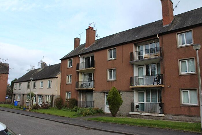 2 Bedroom Flat To Rent In F Newhouse, Stirling, FK8