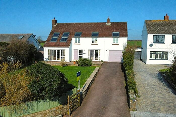 4 Bedroom Detached House For Sale In Broughton, Cowbridge, CF71