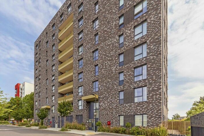 1 Bedroom Flat To Rent In Stanley Road, London, W3