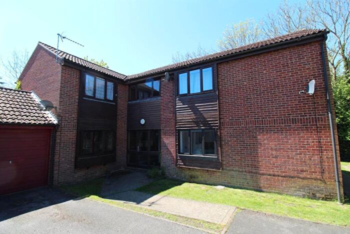 Studio To Rent In Cobbold Road, Woodbridge, IP12