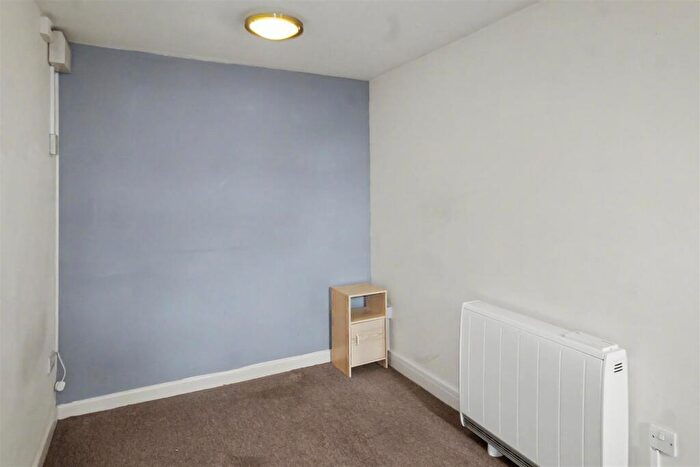 1 Bedroom Flat To Rent In Bramcote Avenue, Beeston, Nottingham, NG9