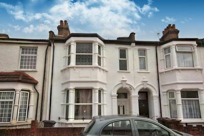 2 Bedroom Terraced House To Rent In Lee Avenue, Chadwell Heath, Romford, RM6