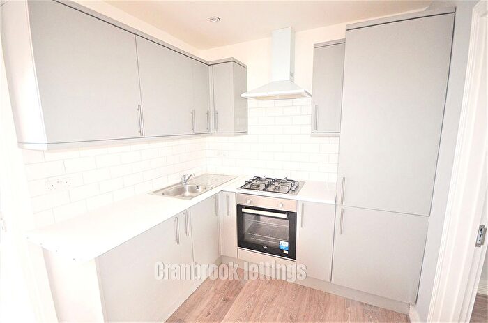 2 Bedroom Flat To Rent In Gants Hill, IG2