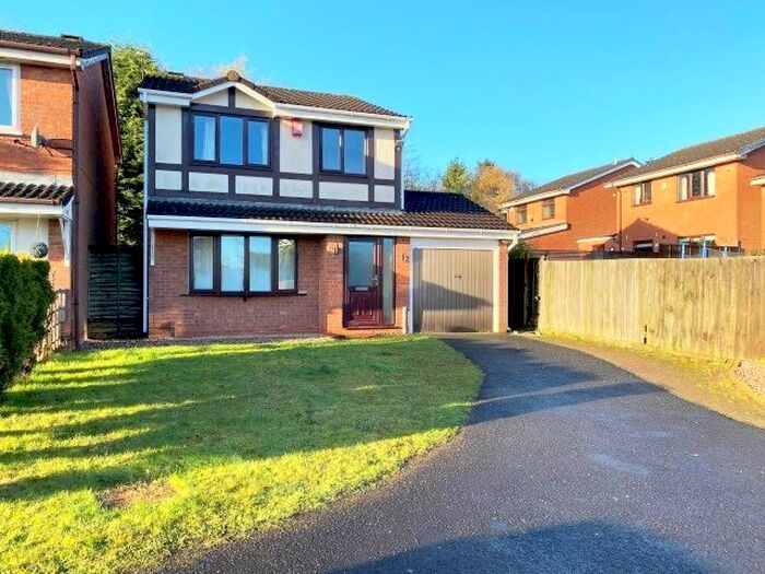 3 Bedroom Detached House To Rent In Prestons Row, Bilston, WV14