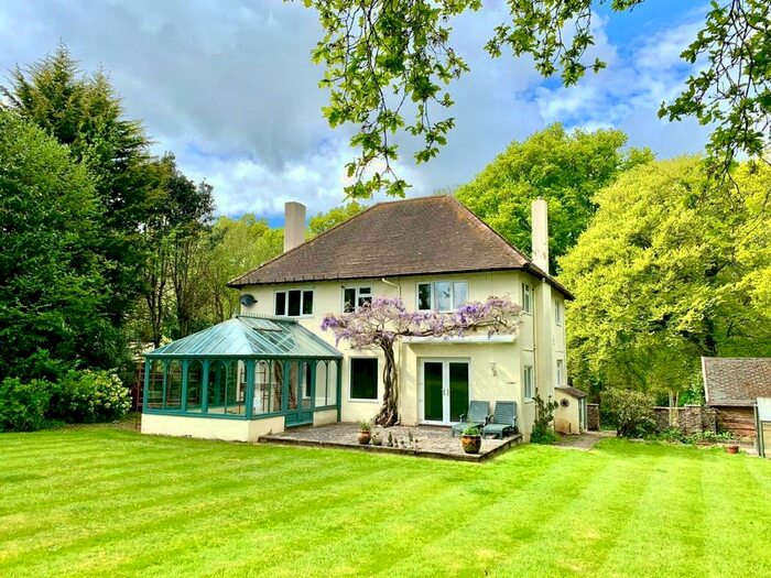 4 Bedroom Detached House To Rent In Powntley Copse, Alton, GU34