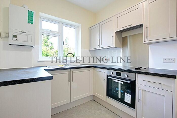 2 Bedroom Terraced House To Rent In Sunnyside Road North, London, N9