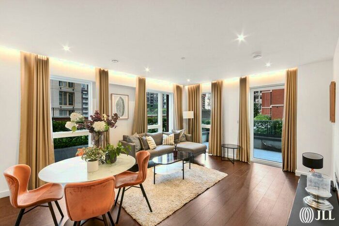 2 Bedroom Apartment To Rent In Lexington Gardens, London, SW11