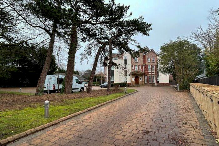 2 Bedroom Flat To Rent In Victoria Road, Liverpool, L37