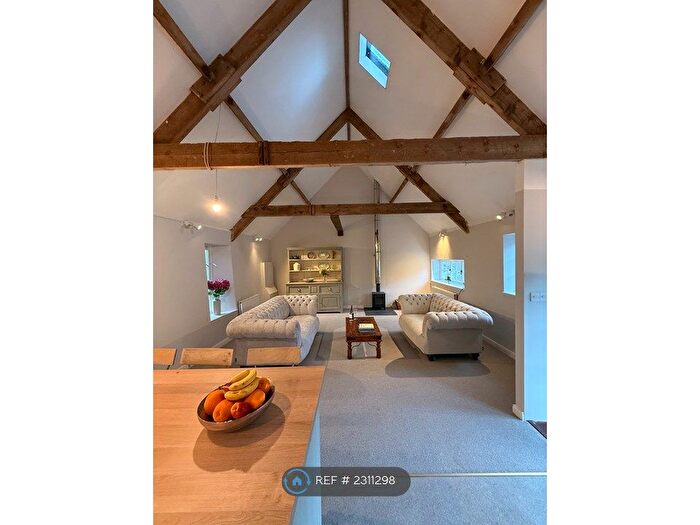 2 Bedroom Semi-Detached House To Rent In Gatcombe Lane, Bristol, BS48