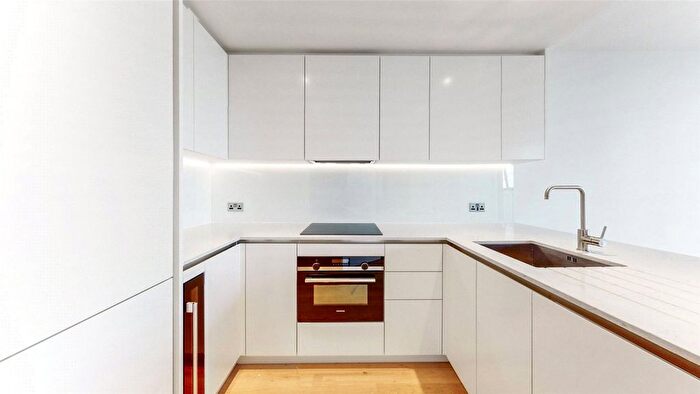 Studio For Sale In Hampton Tower, London, E14