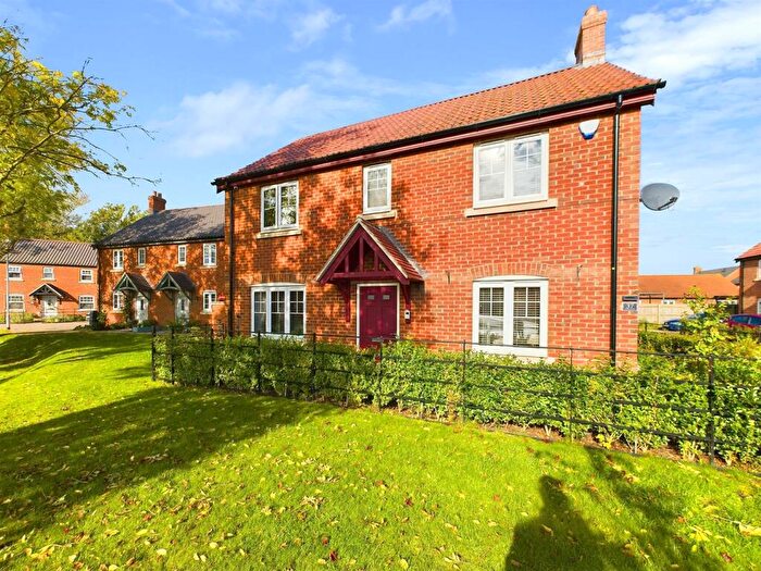 4 Bedroom Detached House For Sale In Bridgeways, Alford, LN13