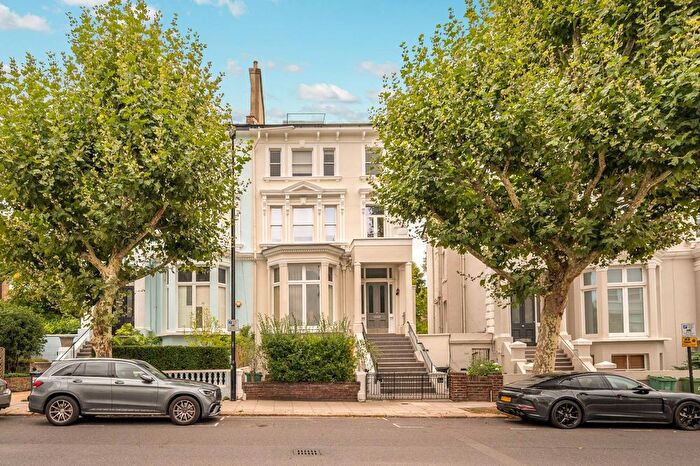 2 Bedroom Flat For Sale In Belsize Park Gardens, Belsize Park, London, NW3
