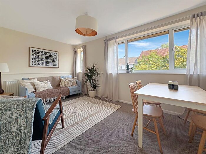 2 Bedroom Maisonette For Sale In Birch Trees Road, Great Shelford, CB22