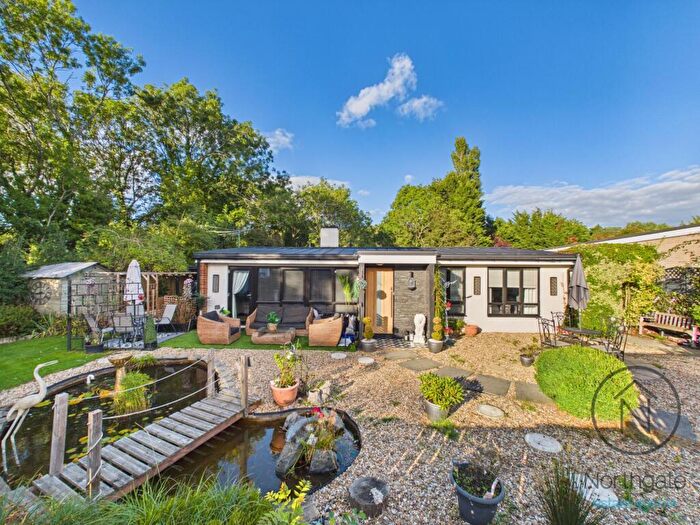 3 Bedroom Detached Bungalow For Sale In Whiteley Grove, Newton Aycliffe, DL5