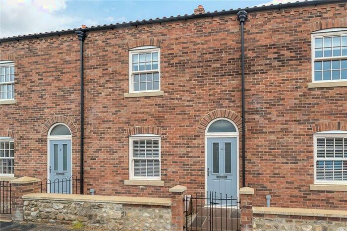 3 Bedroom Town House To Rent In Minster Row, Bondgate Green, Ripon, HG4