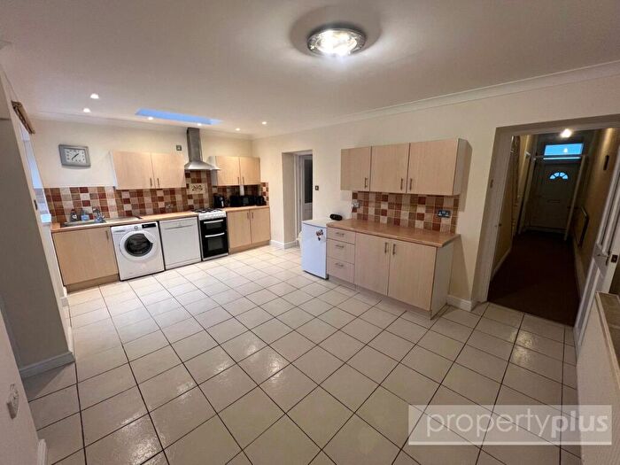 3 Bedroom Detached House For Sale In Danygraig Terrace, Trebanog, Porth, Rhondda Cynon Taff, CF39