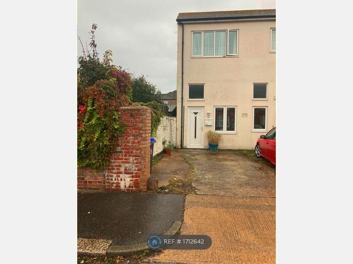 1 Bedroom Flat To Rent In Eldon Road, Worthing, BN11