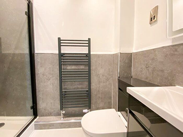 2 Bedroom Flat For Sale In King William Court, Kendal Road, Waltham Abbey., EN9