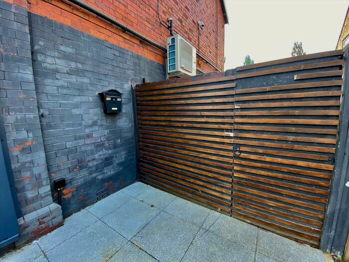 1 Bedroom Flat To Rent In Liverpool Road, Penwortham, Preston, PR1