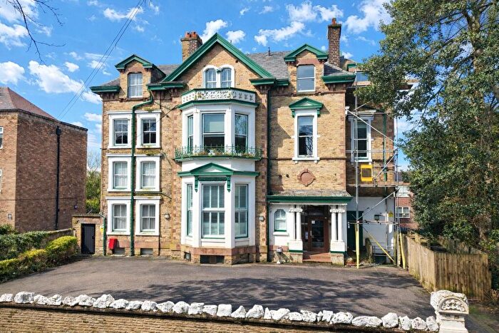 2 Bedroom Apartment For Sale In Alexandra Drive, Liverpool, Merseyside, L17