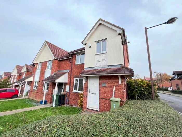 3 Bedroom Semi-Detached House To Rent In Penlee Rise, Tattenhoe, Milton Keynes, MK4