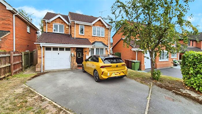4 Bedroom Detached House For Sale In Spring Close, Kinsley, Pontefract, West Yorkshire, WF9