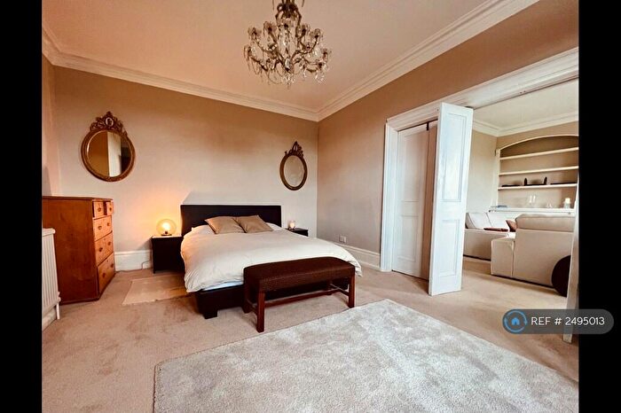 3 Bedroom Flat To Rent In Castelnau Mansions, London, SW13