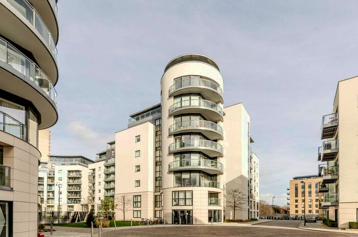 1 Bedroom Flat To Rent In Pump House Crescent, Brentford, TW8