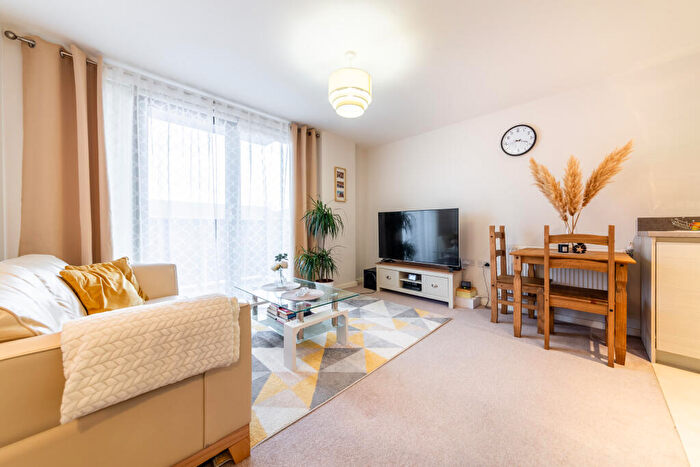 1 Bedroom Apartment To Rent In Evan House, Exeter Road, Canning Town, London, E16