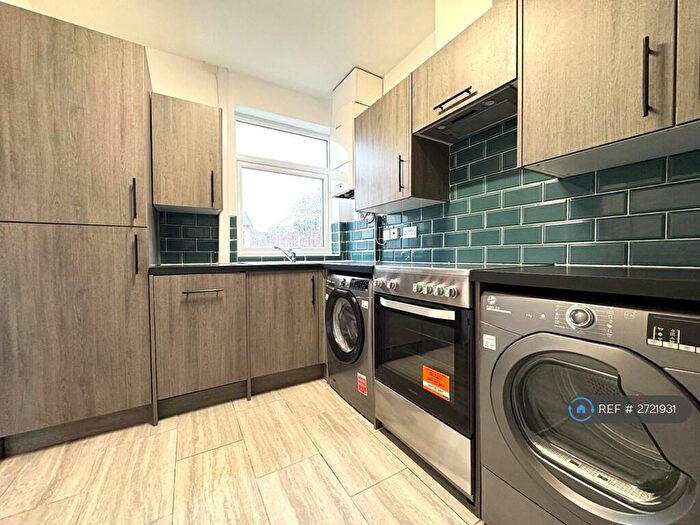 3 Bedroom Semi Detached House To Rent In Newcastle Street, Crewe, CW1