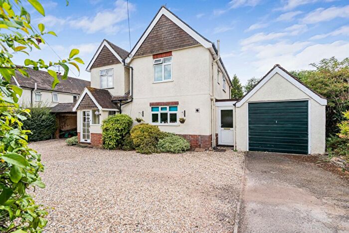 4 Bedroom Detached House For Sale In Anstey Lane, Alton, Hampshire, GU34