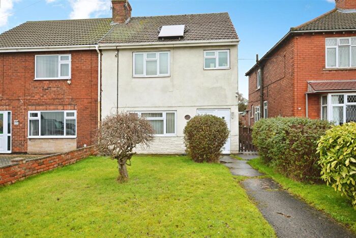 3 Bedroom Semi Detached House For Sale In Ville Road, Scunthorpe, DN16