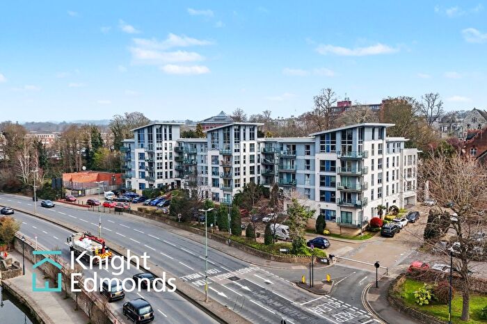 2 Bedroom Flat To Rent In Mckenzie Court, Maidstone, ME14