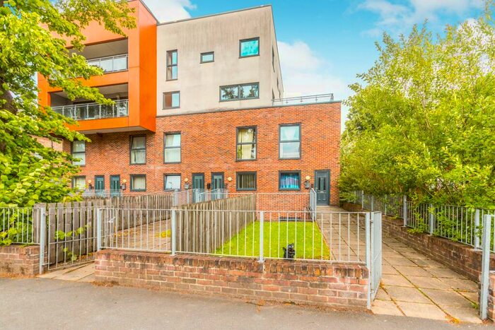 2 Bedroom Apartment To Rent In Wilbraham Road, M14