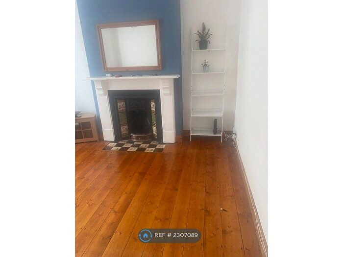5 Bedroom Terraced House To Rent In Diana Street, Cardiff, CF24