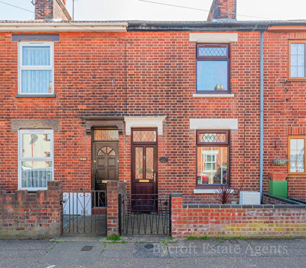 4 Bedroom Terraced House For Sale In Palgrave Road, Great Yarmouth, NR30