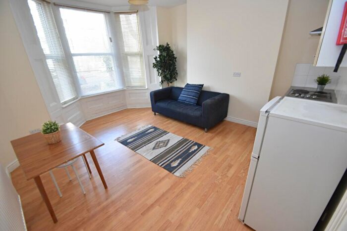 1 Bedroom Flat To Rent In Romilly Road, CF5
