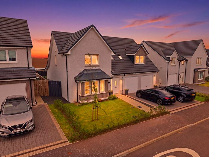 4 Bedroom Detached House For Sale In Ben Attow Terrace, Broughty Ferry, DD5