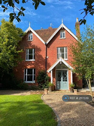 4 Bedroom Semi-Detached House To Rent In Anglefield House, South Godstone, Godstone, RH9