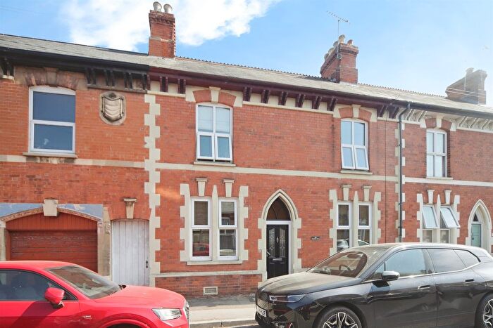 3 Bedroom Terraced House For Sale In Gladstone Street, Taunton, TA2