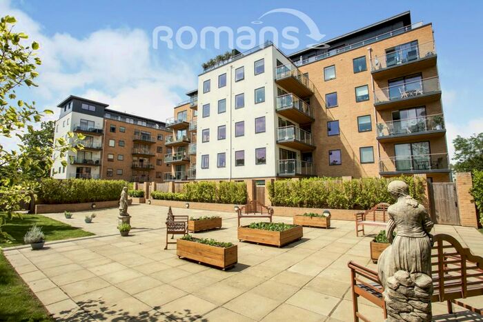 1 Bedroom Apartment To Rent In Westbury Mansions, Old Bracknell Lane West, RG12