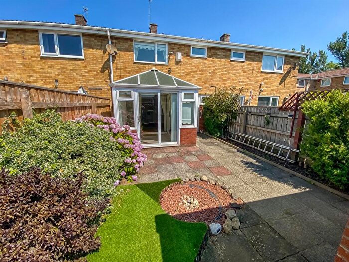 3 Bedroom Terraced House For Sale In Whitehead Walk, Newton Aycliffe, DL5