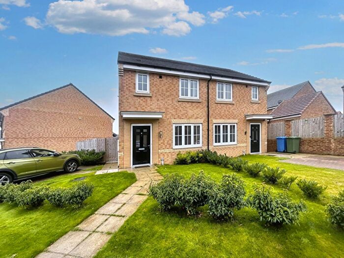 2 Bedroom Semi-Detached House For Sale In Clover Way, Blyth, NE24